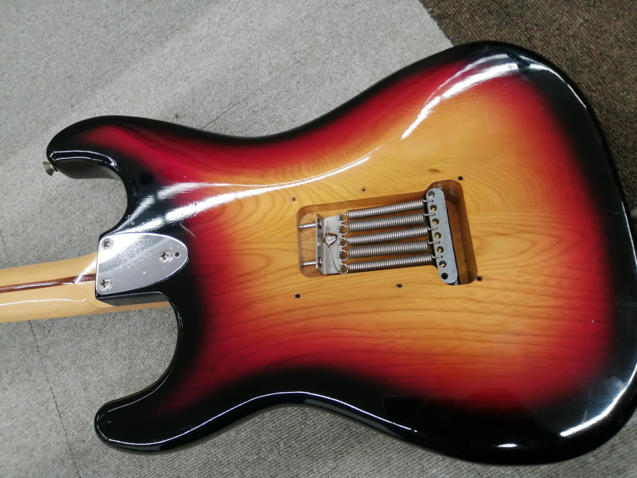 TOKA　ビンテージI ストラト 2ハム ロック式　ST−60 1980年製のTokai ST-60を購入 ジャパンビンテージって良いですね