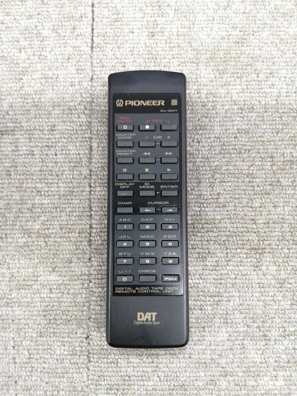 電源&リモコンOK 再生未確認の為 ジャンク Pioneer D-05 2025年最新】Pioneer DAT D-05の人気アイテム - メルカリ