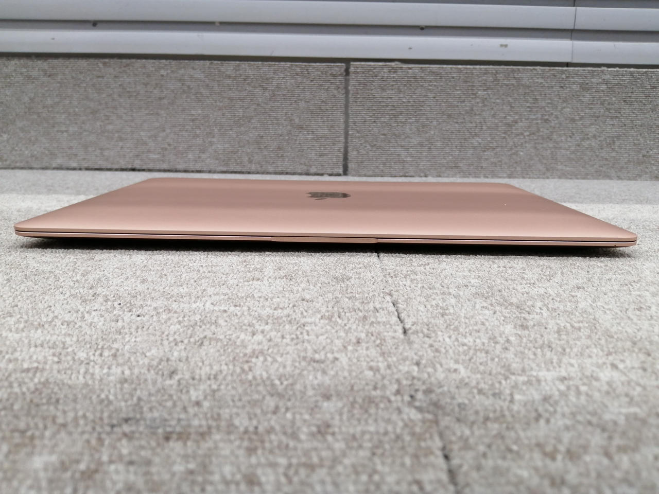 MacBook Air 使用期間6ヶ月　箱付き MacBook Air 使用期間6ヶ月 箱付き