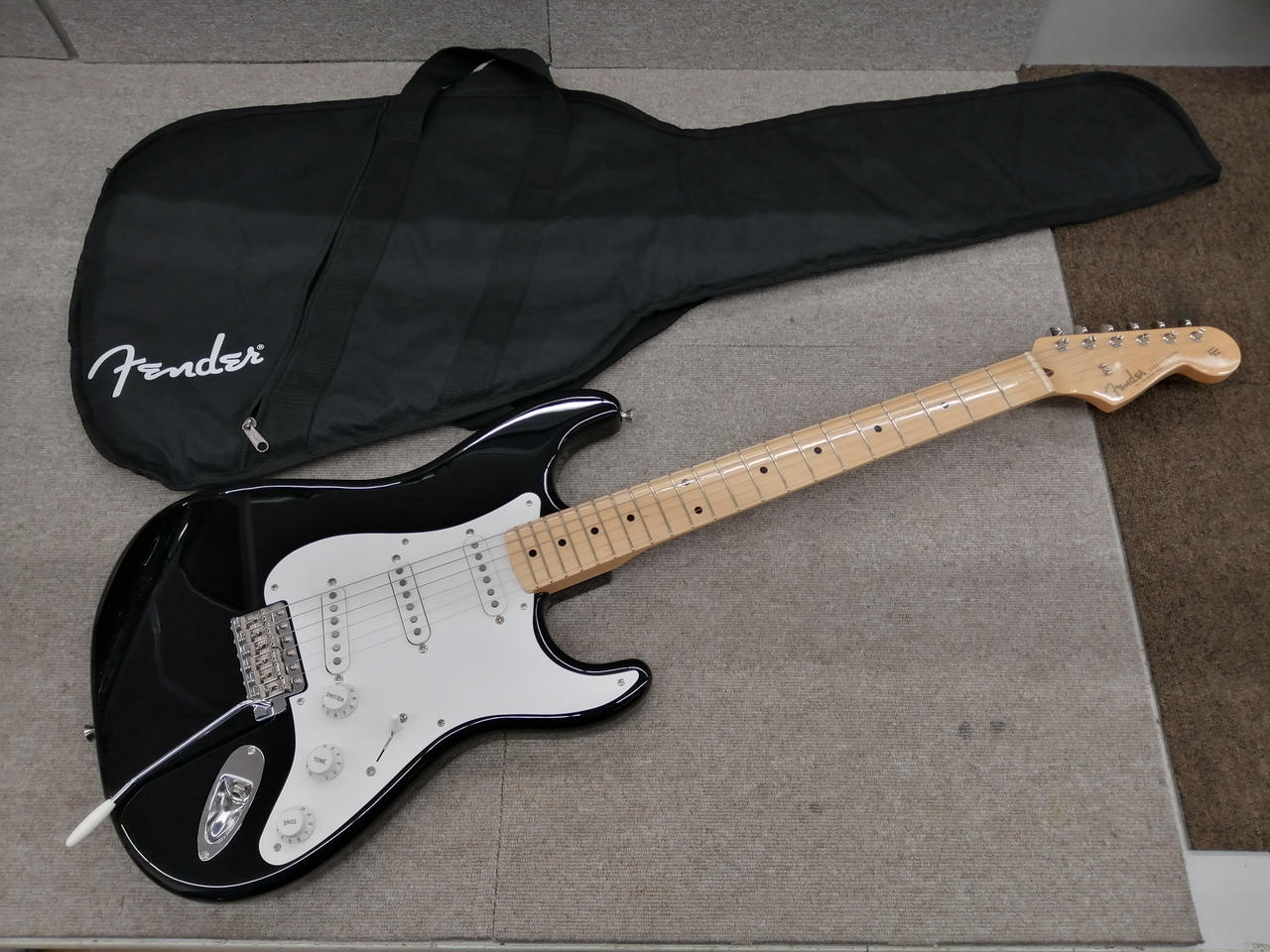 フェンダー(FENDER)|エレキギター ストラトキャスタータイプ