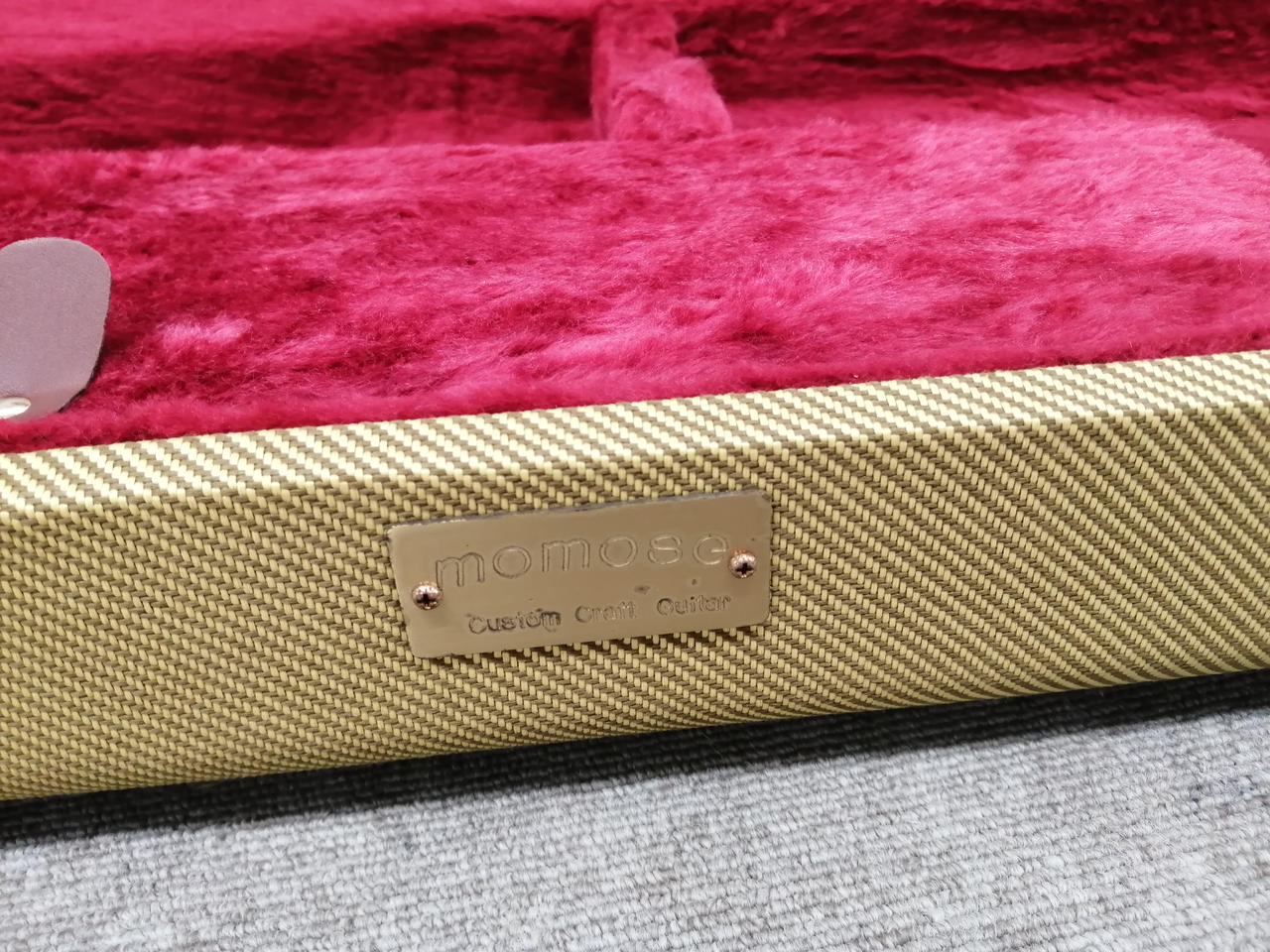 Momose Custom Craft Guitars ベース ハードケース MOMOSE PROTECT CASE EB | Deviser ｜株式会社ディバイザー