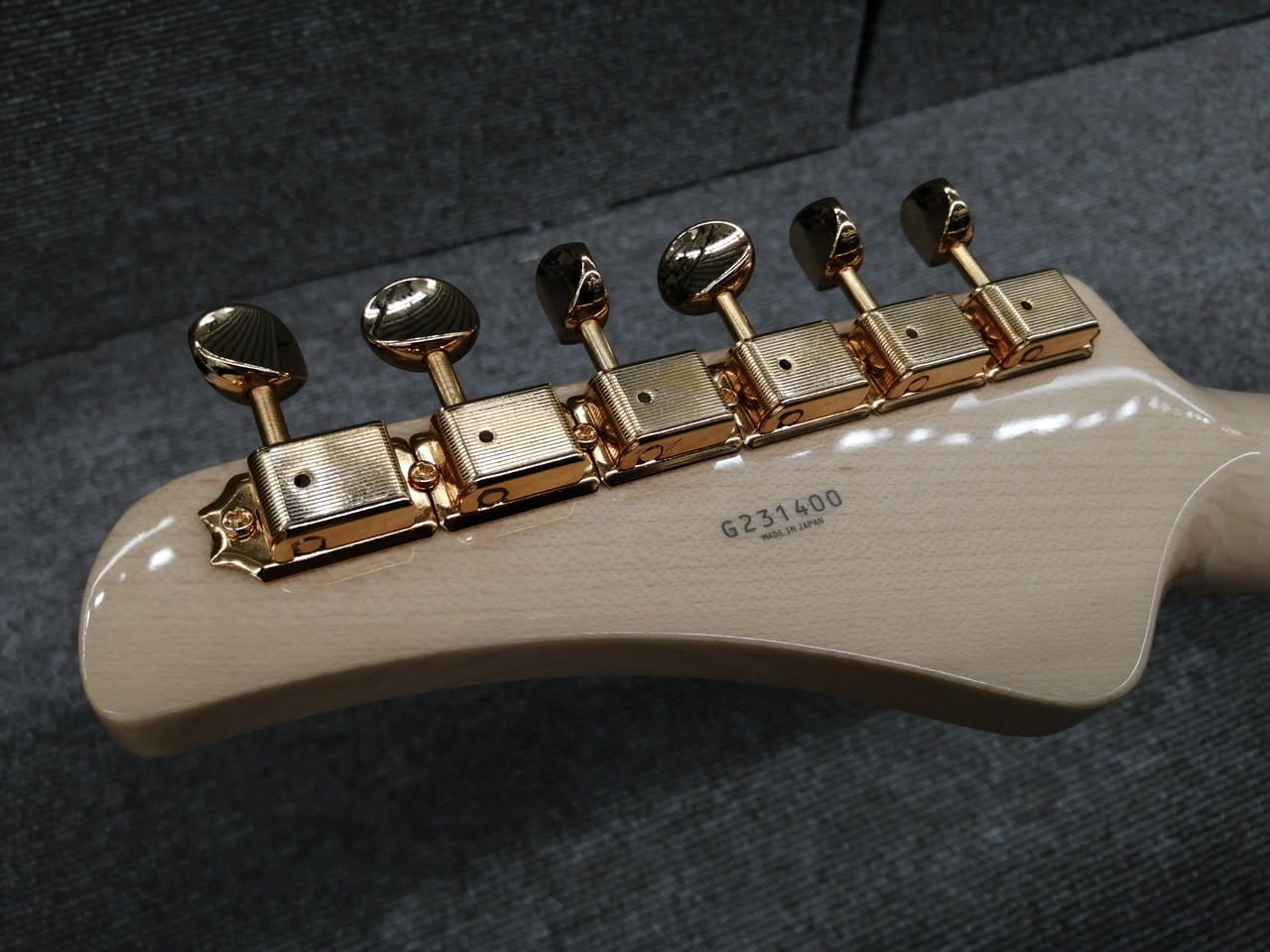 juno ストラトキャスタータイプエレキギター　クルーソンペグ juno ストラトキャスタータイプエレキギター クルーソンペグ