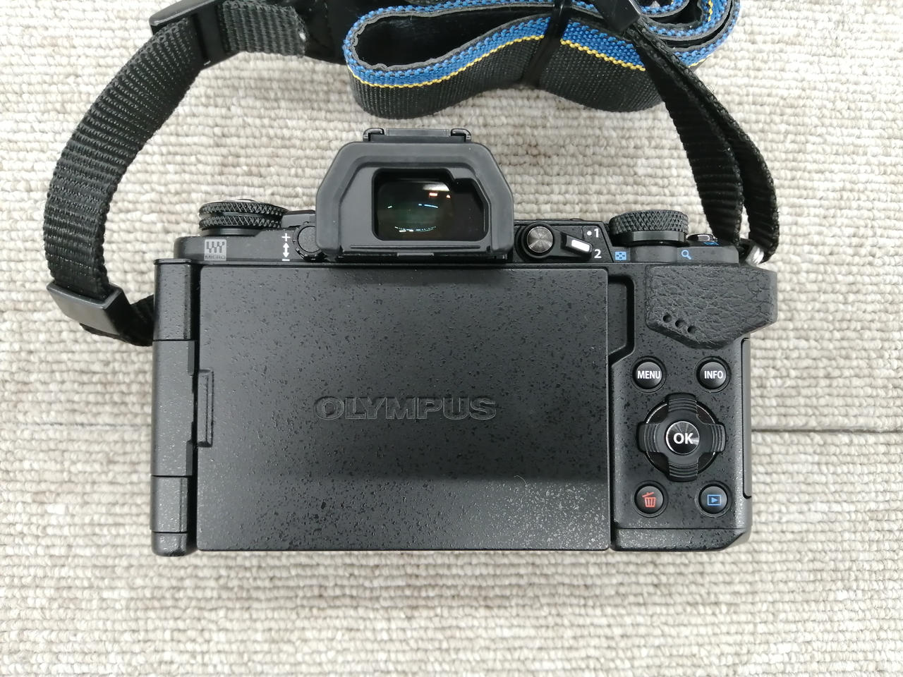 オリンパス(OLYMPUS)|【レンズ付】OM-D E-M5 MARKⅡ|【ハードオフ公式