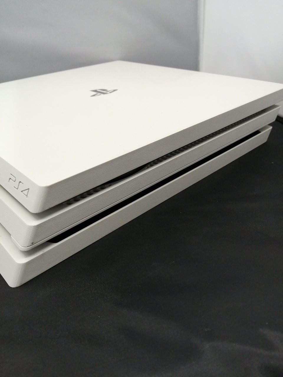 SONY - PlayStation4　本体 SONY - PS4 （本体） Amazon.co.jp: ソニー(SONY) ウォークマン