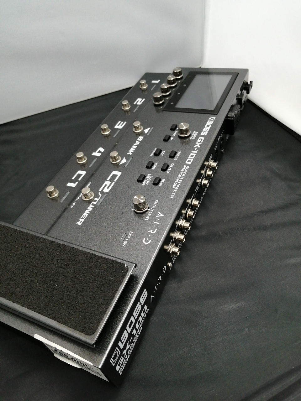 BOSS GX-100 マルチエフェクター　新品同様 美品 BOSS『GX-100』マルチエフェクター – Haluna Guitar Studio