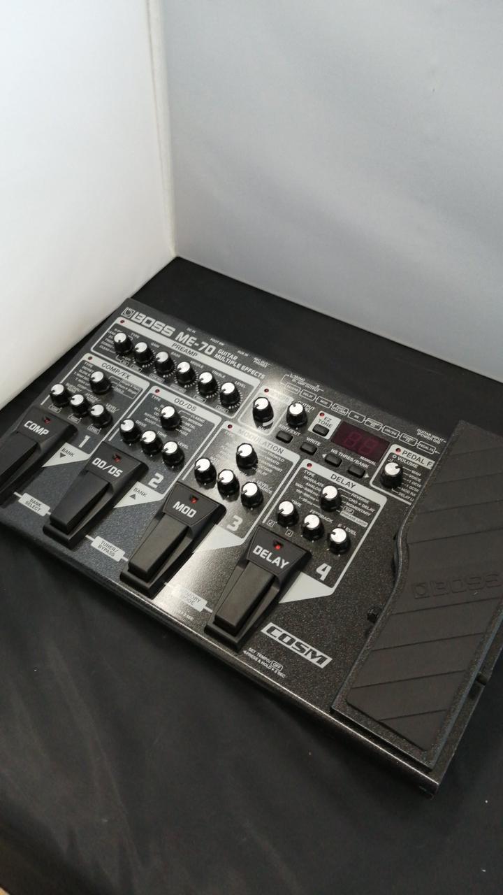 訳あり！BOSS ボス　ME-70 マルチエフェクター　現状品♪ ビンテージ（？）マルチエフェクター！ BOSS ME－70編