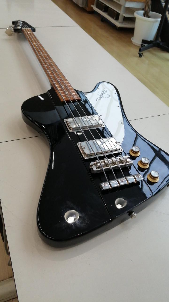 ⭐️直接引取3000円引OK！⭐️Epiphone エレキベース 赤　ケース付 エピフォン エレキベース 赤系 ケース付き エレキベース