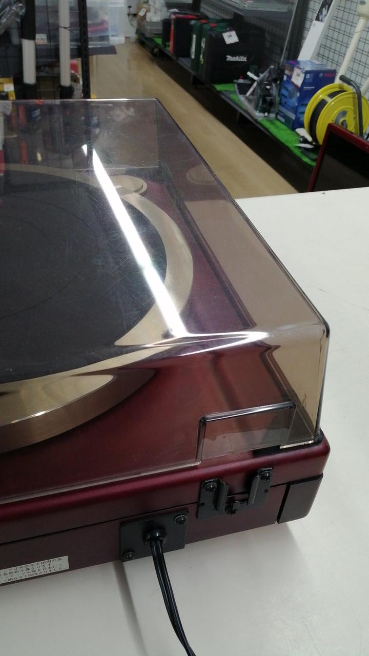 ヒンジ欠品です。