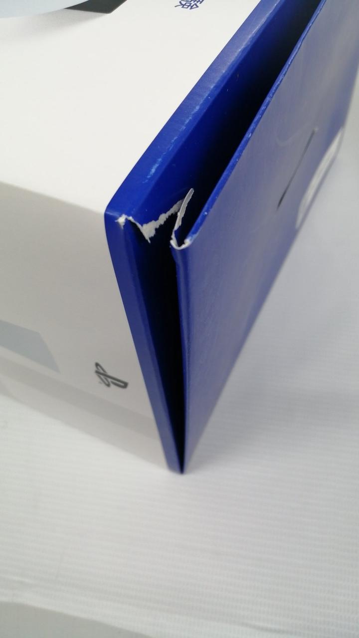 箱破れあります