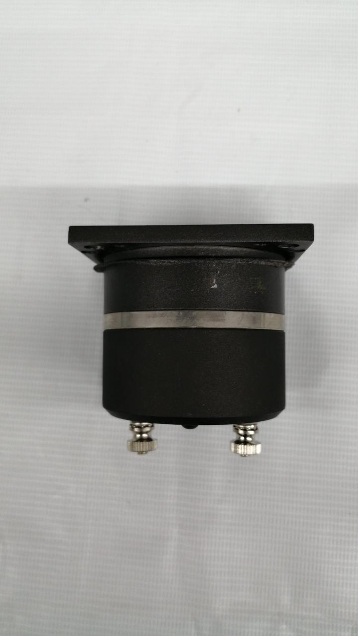 端子部分曲がってます。