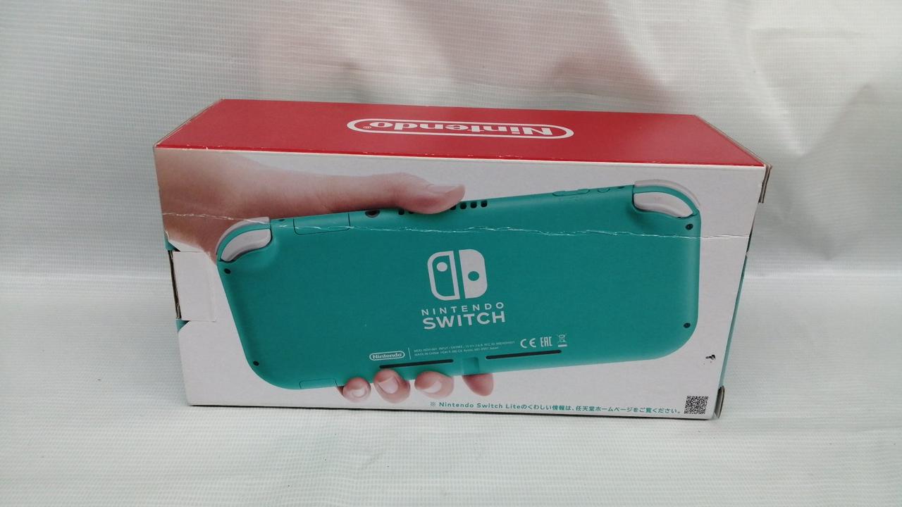 箱折れあります。