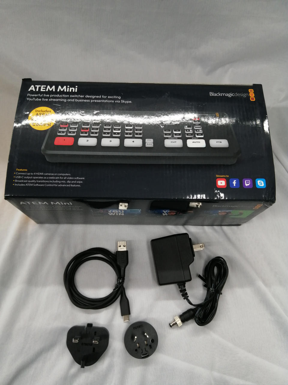 【ほぼ新品箱無し】ATEM Mini スイッチャー Amazon.co.jp: 【国内正規品】Blackmagic Design ライブ