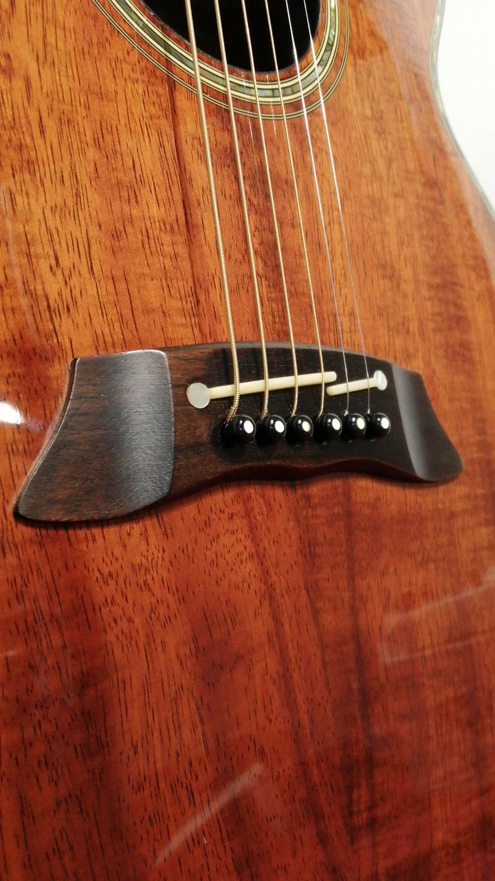 超美品 TAKAMINE T-F2 AN ホールピックアップ付エレアコ 超美品 TAKAMINE T-F2 AN ホールピックアップ付エレアコ