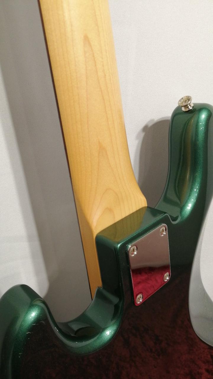 貴重、美品フェントン50年代頃ドットBigベース高さ22.5cm Fender 50年代ストラトの特徴に迫る！ - HYBRID GUITARS Note