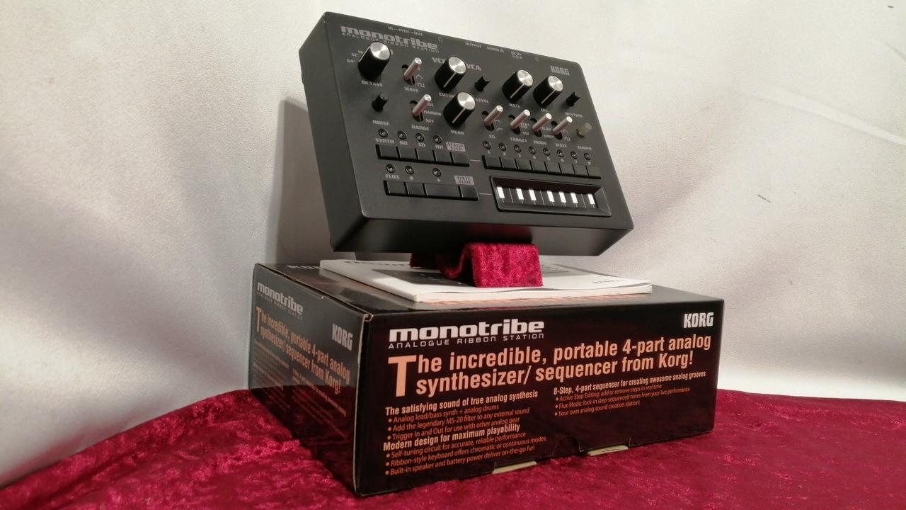 KORG monotribe 箱説明書付き KORG monotribe 箱説明書付き