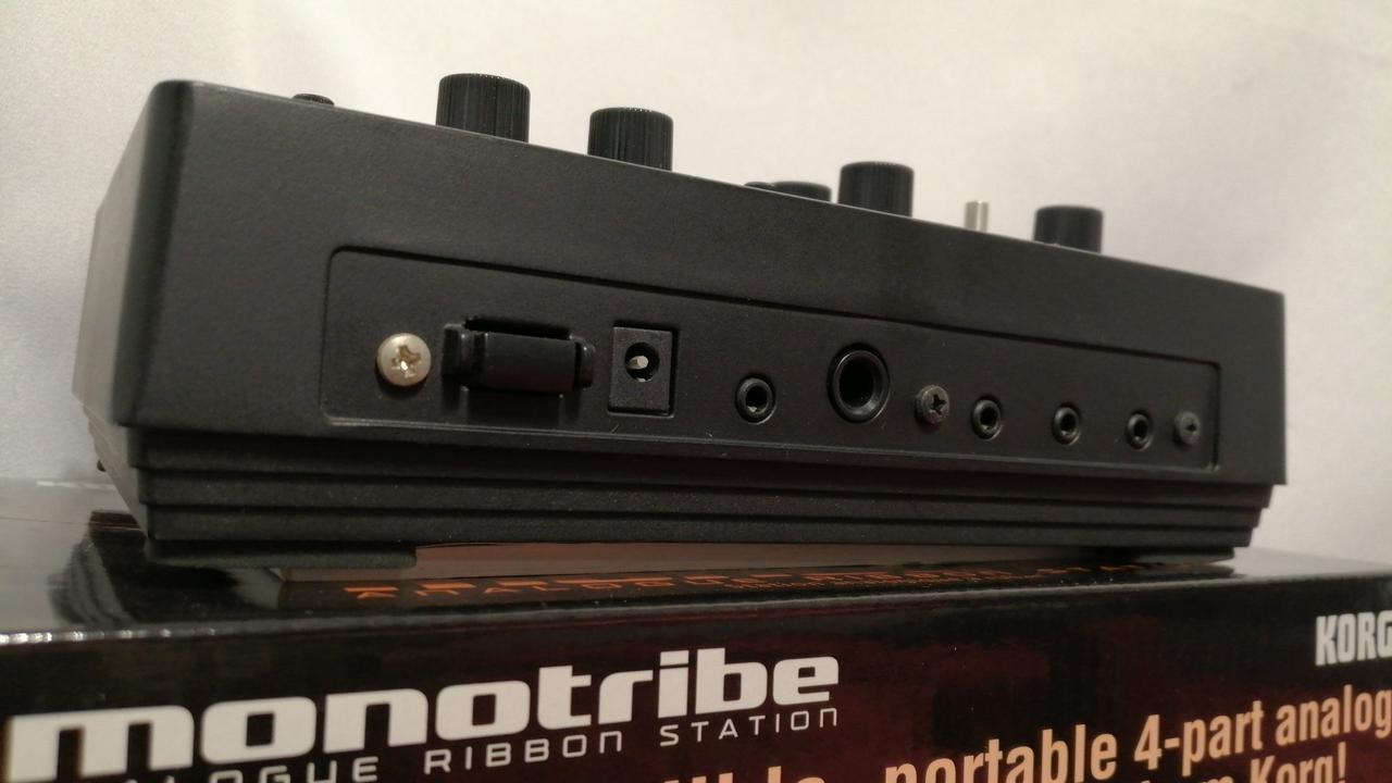 KORG monotribe 純正アダプター•箱付き ver2.1 Version 2.1 | monotribe - ANALOGUE RIBBON STATION | KORG (USA)