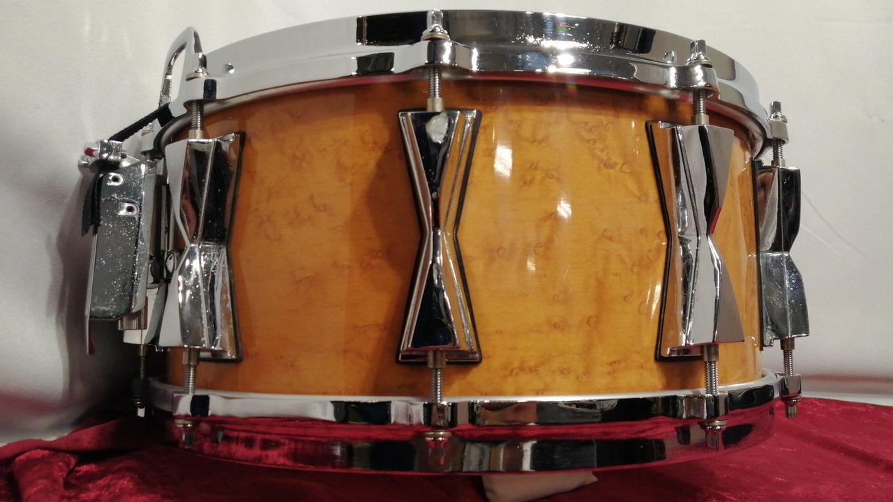 値下げしました　TAMA スネアドラム　未使用ケース付き 値下げしました TAMA スネアドラム 未使用ケース付き TAMA新製品