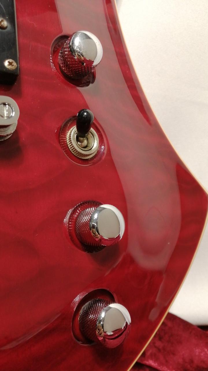 エレキギターB.C.Rich B.C.リッチ メンテ済赤 ソフトケース付