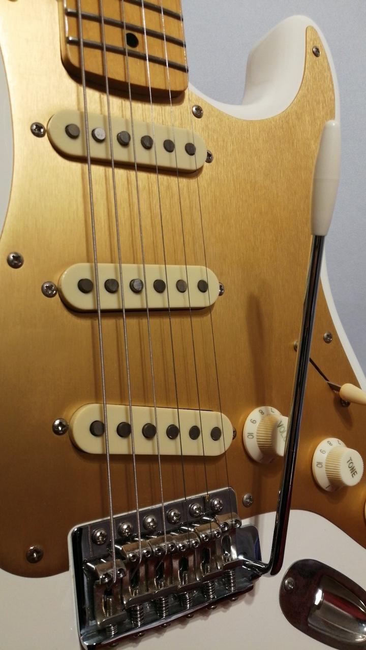 元値より30%安くしております。エレキギター SQUIER|エレキギター|HARDOFFオフモール（オフモ）|1010780000034404