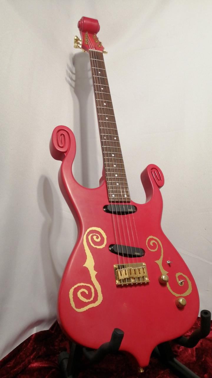 み*き様 FERNANDES エレキギター フレイムメイプル 早く売りたいので値 FERNANDES エレキギター フレイムメイプル 早く売りたいので