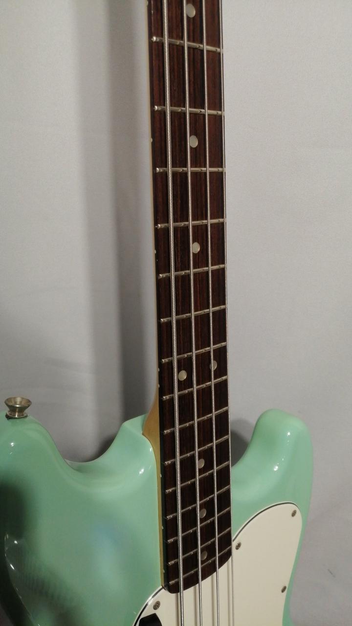 関西圏手渡しのみ　Squier エレキベース ライトブルー ケース付き Squier by Fender / Sonic Precision Bass Maple Fingerboard