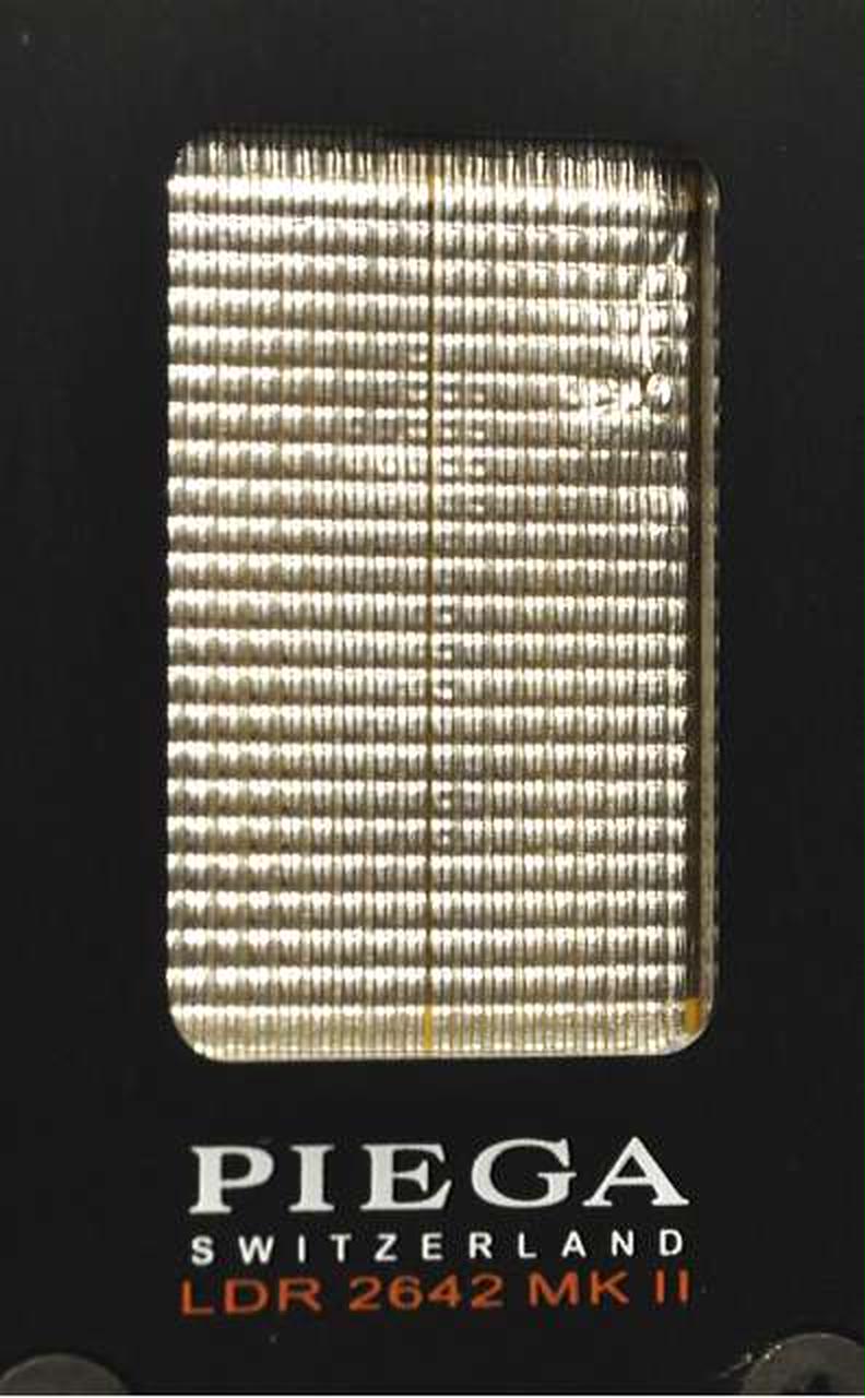 ツイッターにキズ