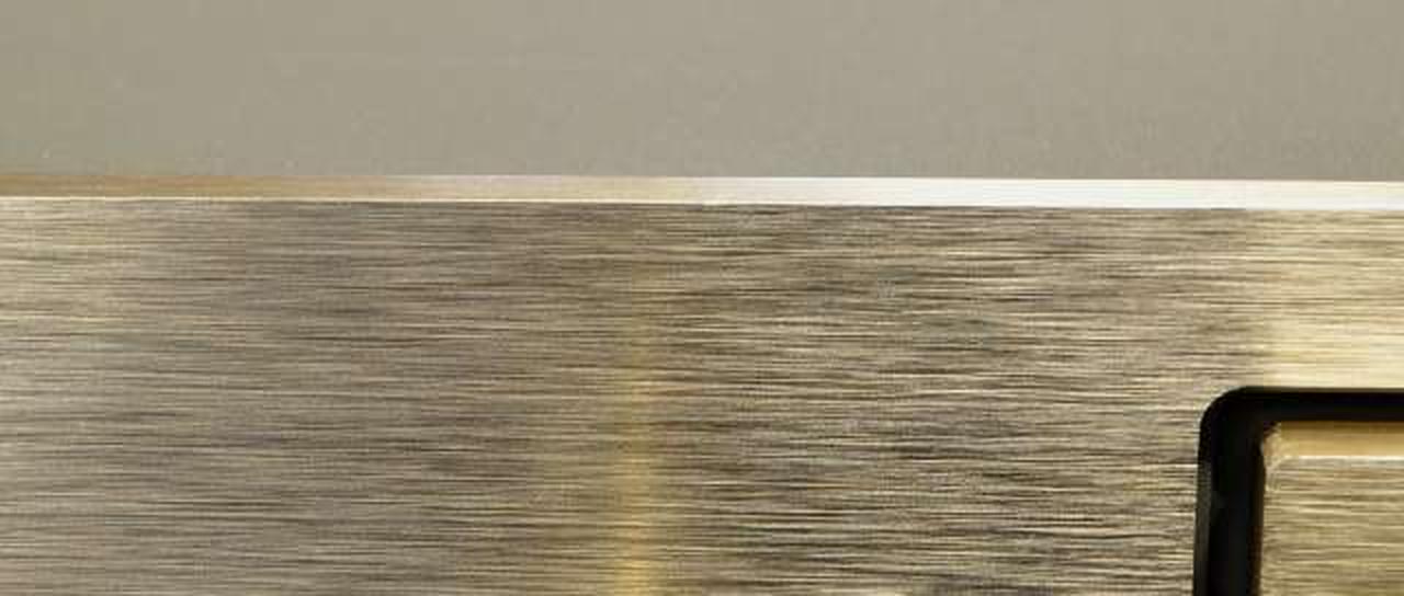 エッジ部に打ちキズ