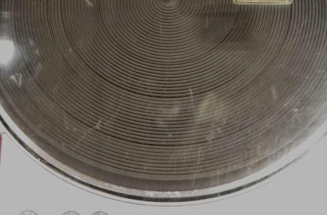 アクリルカバーにキズ汚れ