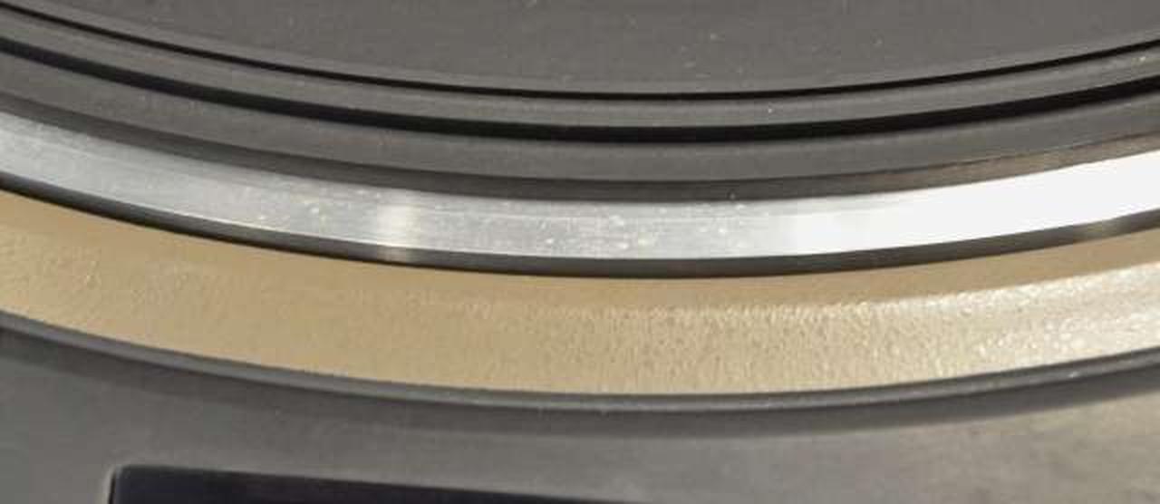 ターンテーブル外周くすみ感