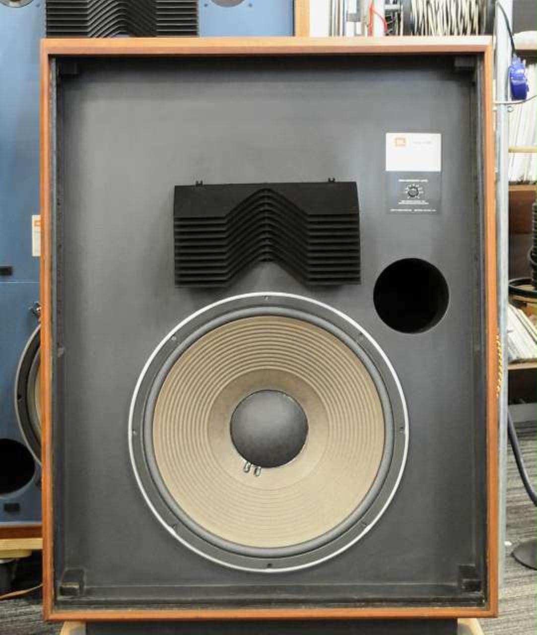 JBL 小型スピーカー サテライト スピーカー？ (ジェー ビー エル ) JBL JBL公式 Bluetoothスピーカー FLIP 6 高音質 ポータブル