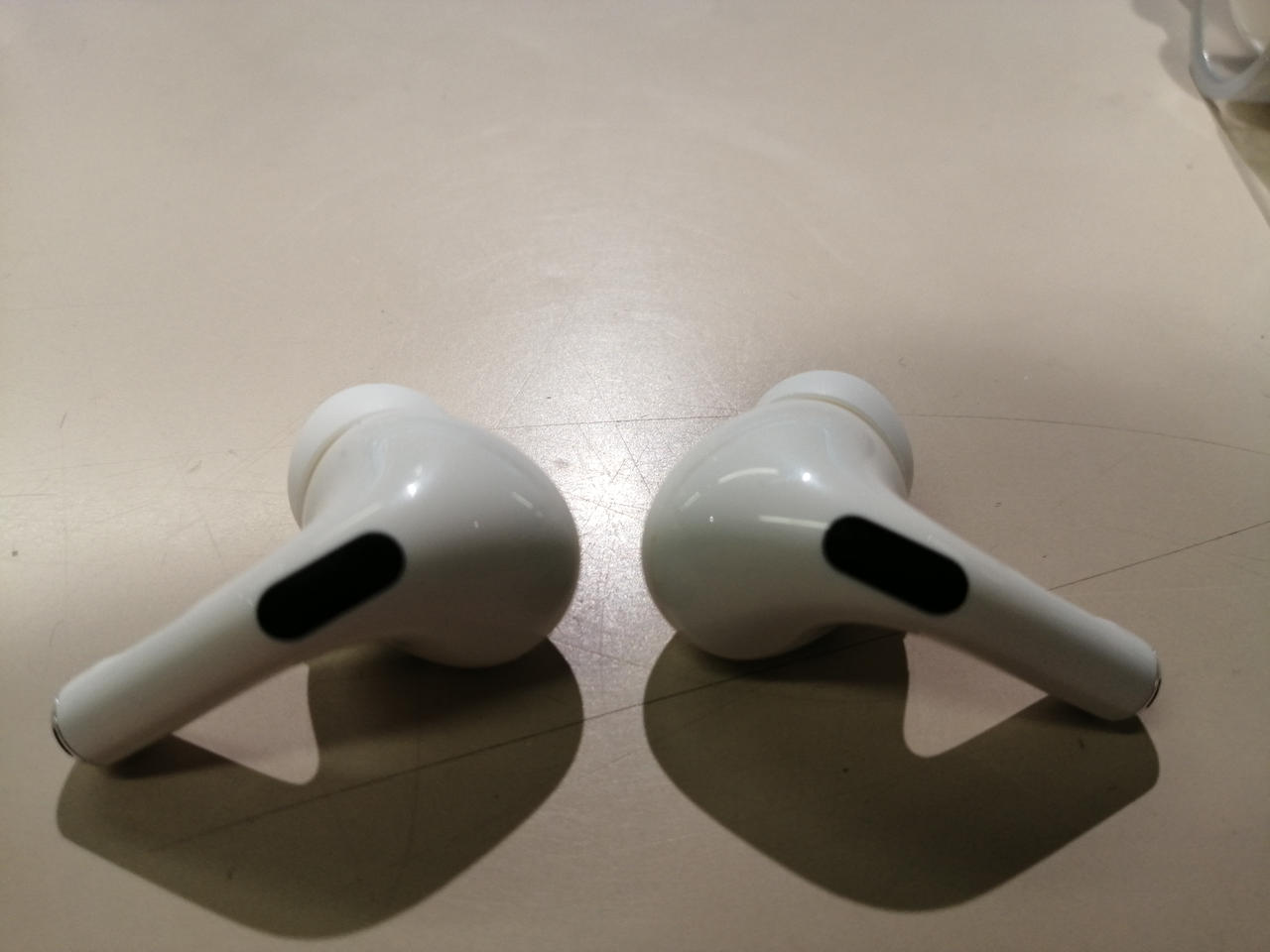 Apple AirPods pro右耳 AirPods PRO 第2世代 右耳 A2698 #121 Apple