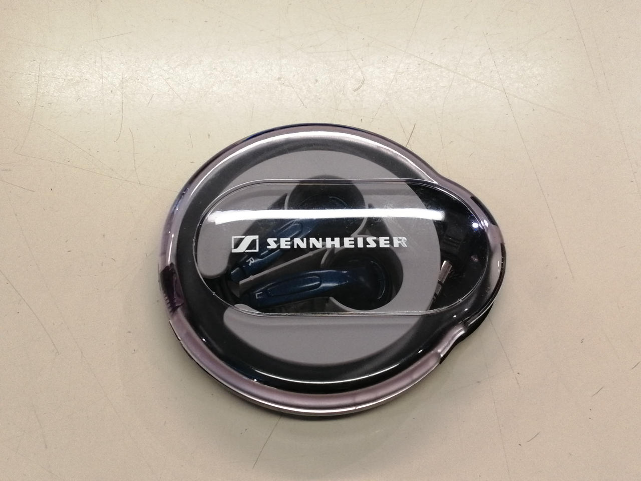 MX500 ゼンハイザー SENNHEISER イヤホン 収納ケース付き ゼンハイザー