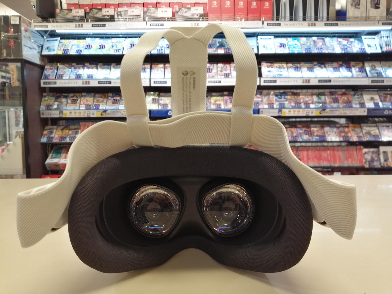 【中古美品】 Quest 3S(128GB)　SK-1000204-01 Meta Quest 3S 128GB SK-1000204-01 買取価格｜店頭買取 - リファン布施店