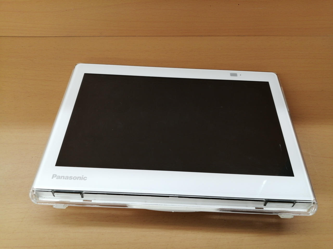 PANASONIC 型番：UN-10E8 ポータブルテレビ