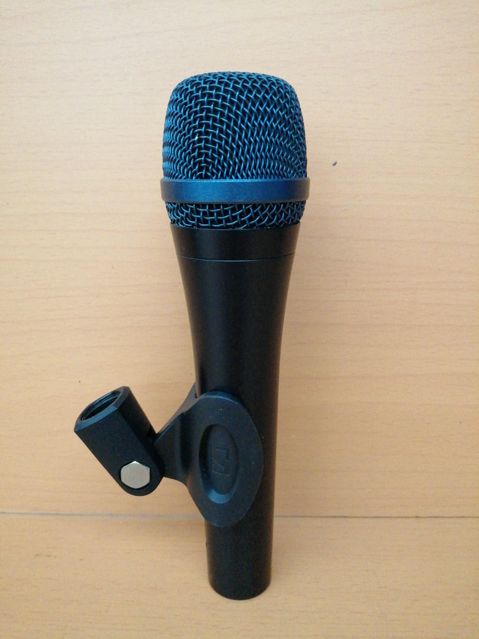 Sennheiser e602 ダイナミックマイク　旧モデル Sennheiser e602 ダイナミックマイク 旧モデル no.2