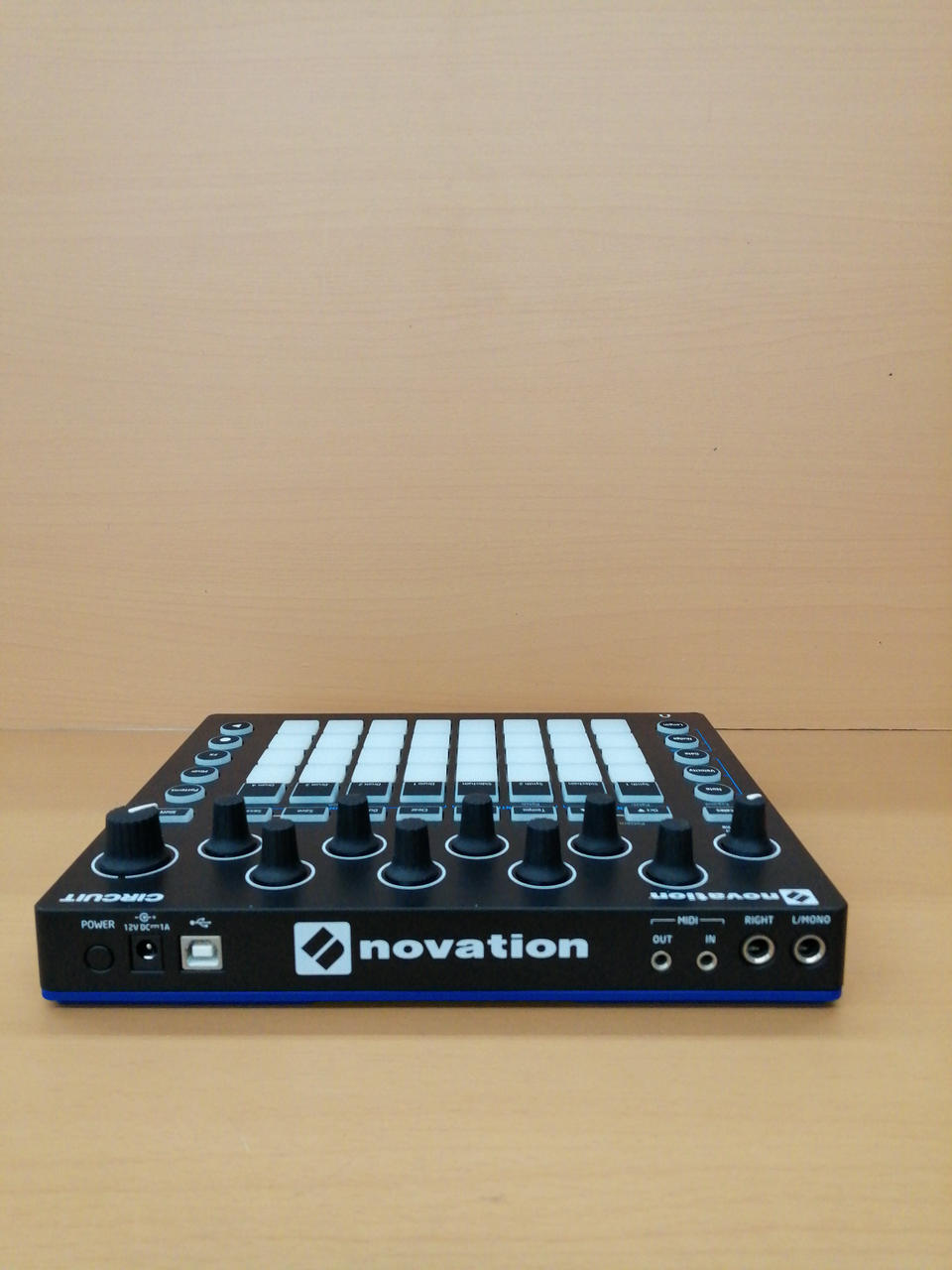 ノベーション(NOVATION)|リズムマシン|【ハードオフ公式通販】オフ