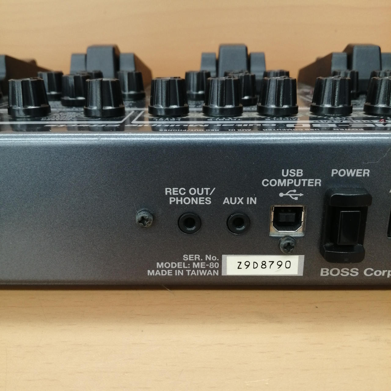 BOSS ME-80 マルチエフェクター美品エフェクターケース付属 Amazon | BOSS Guitar Multiple Effects ME-80