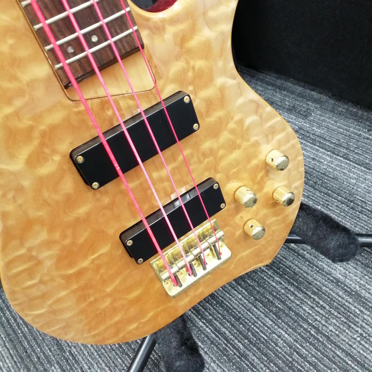 EDWARDS E-G-90B エレキベース エドワーズ 春の特価セール！36%OFF】EDWARDS(エドワーズ) / E-助平 PINK
