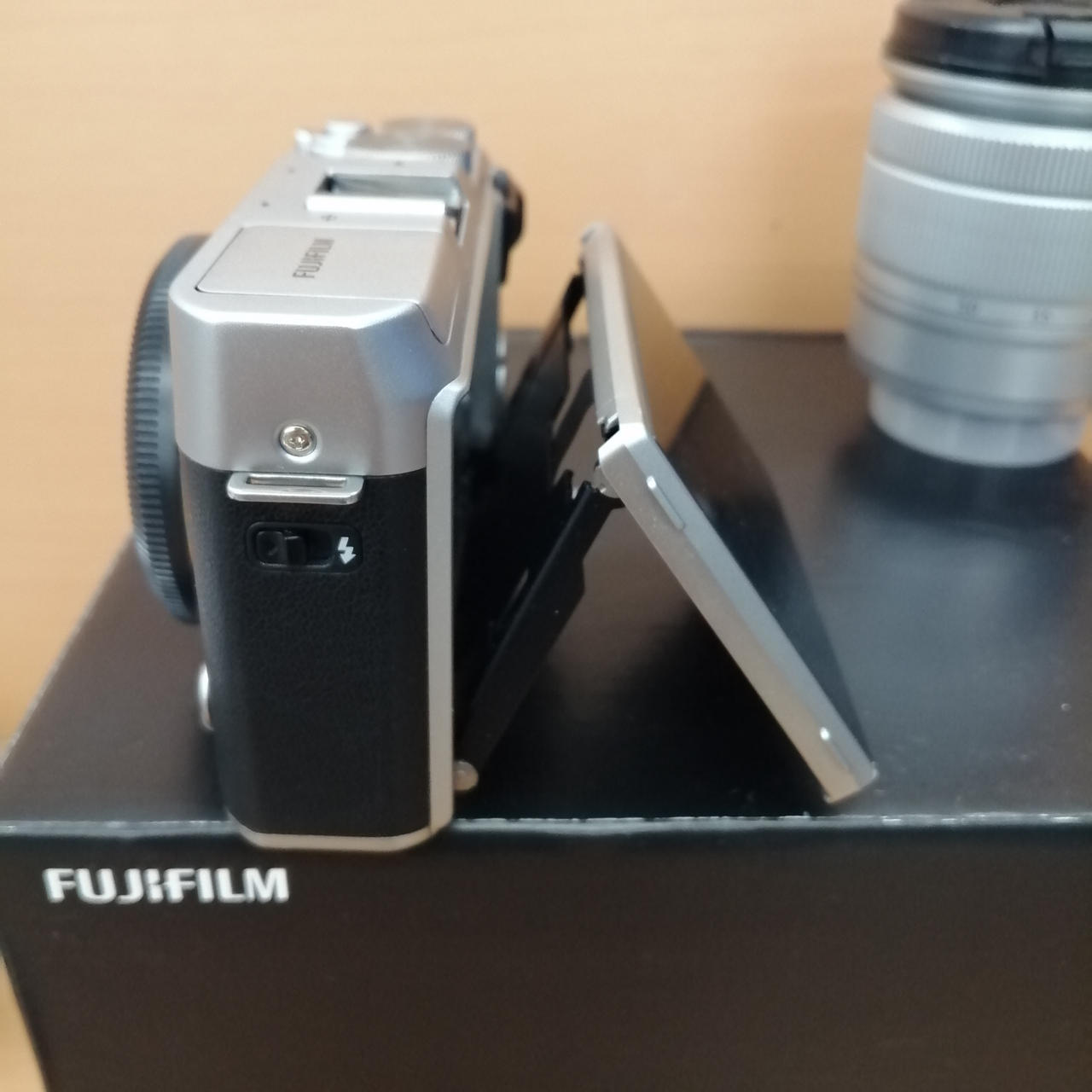 フジフィルム(FUJIFILM)|ミラーレス一眼 レンズキット|HARDOFF