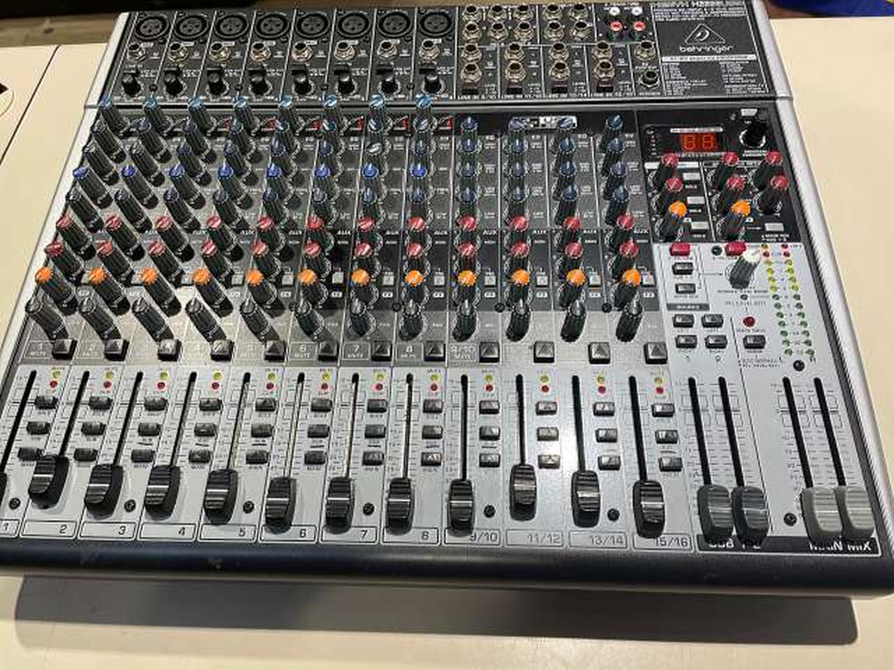 ベリンガー ミキサー 通電確認済 ケーブル付 ベリンガー(BEHRINGER)|アナログミキサー|HARDOFFオフモール