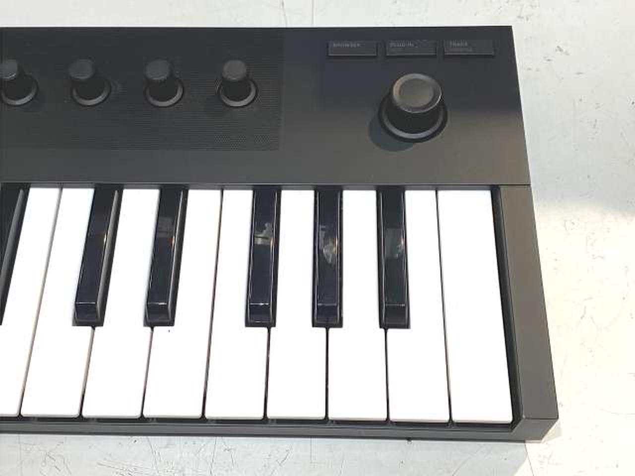 KOMPLETE MIDIキーボード 32鍵 Amazon.co.jp: Native Instruments (ネイティブインストゥル