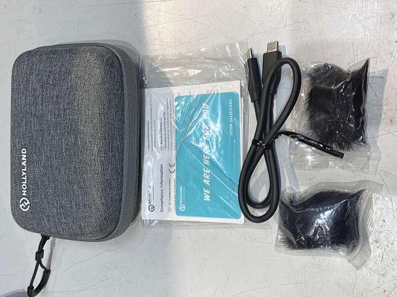 HOLLYLAND ワイヤレスマイク　ほぼ未使用　ハードケースと付属品あり HOLLYLAND ワイヤレスマイク ほぼ未使用 ハードケースと付属品あり