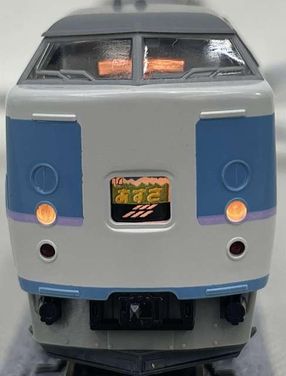 クハ189-504 前照灯