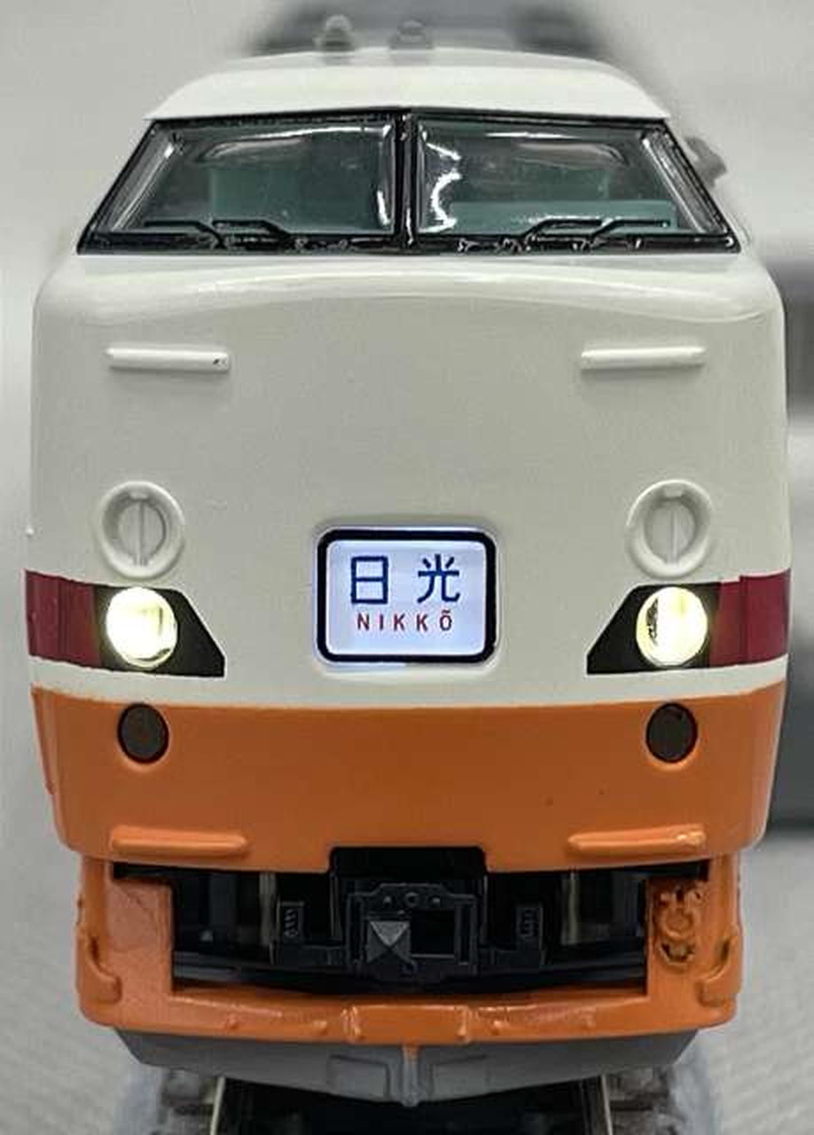 クハ189-2 前照灯