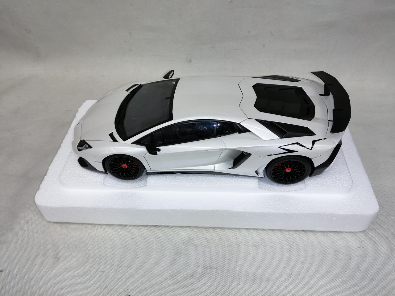 AUTO ART|1/18ミニカ－|【ハードオフ公式通販】オフモール