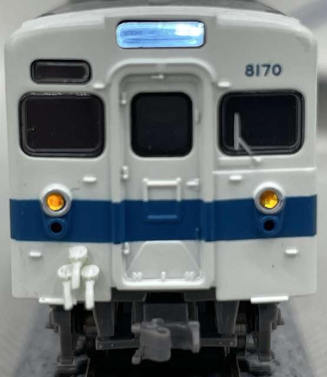 クハ8170 前照灯