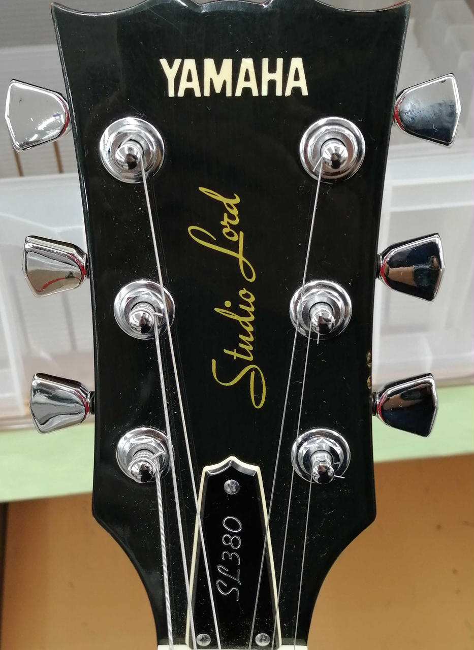 エレキギター（のり） Electric Guitar Edwards Mini Random Star Akira Takasaki