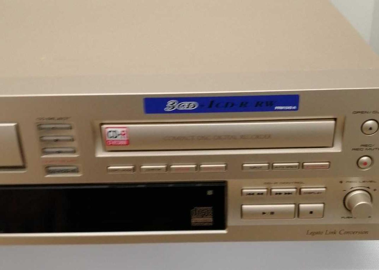 【ジャンク】パイオニア　PDR-WD7 3枚CDプレーヤー/CDレコーダー PDR-WD70｜Pioneer パイオニア PDR-WD7 3枚CDプレーヤー/CD