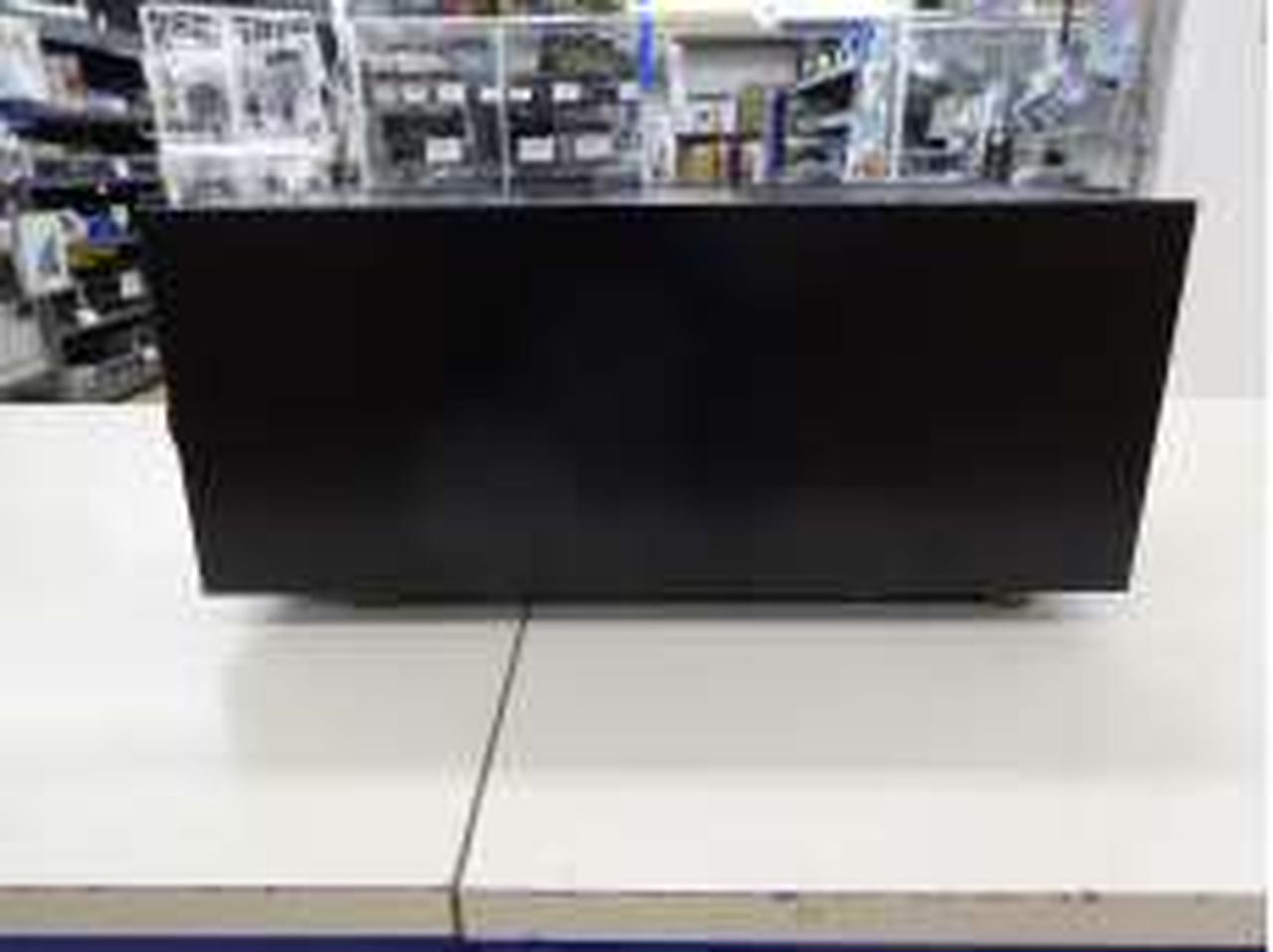 白いモヤは映り込みです