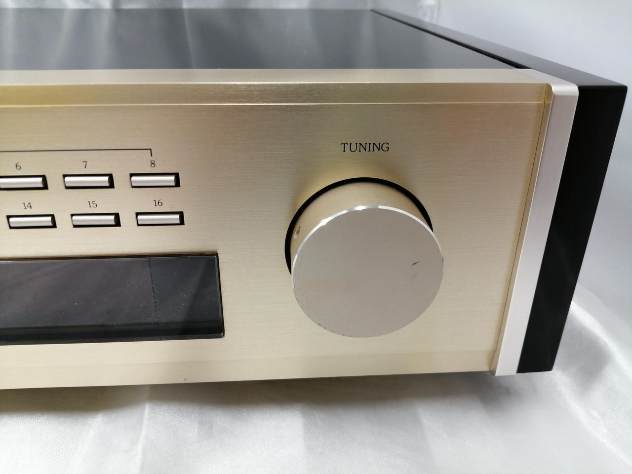 Accuphase アキュフェーズ、T-106 FM/AMチューナー Accuphase T-106の仕様 アキュフェーズ